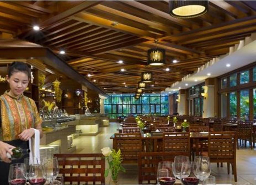 Ramada Plaza Xishuangbanna Hotel Ngoại thất bức ảnh