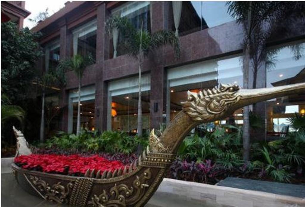 Ramada Plaza Xishuangbanna Hotel Ngoại thất bức ảnh